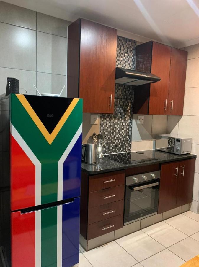 Rhino House With 3 Bedrooms Next To Pilanesberg And Sun City Mogwase Exteriör bild