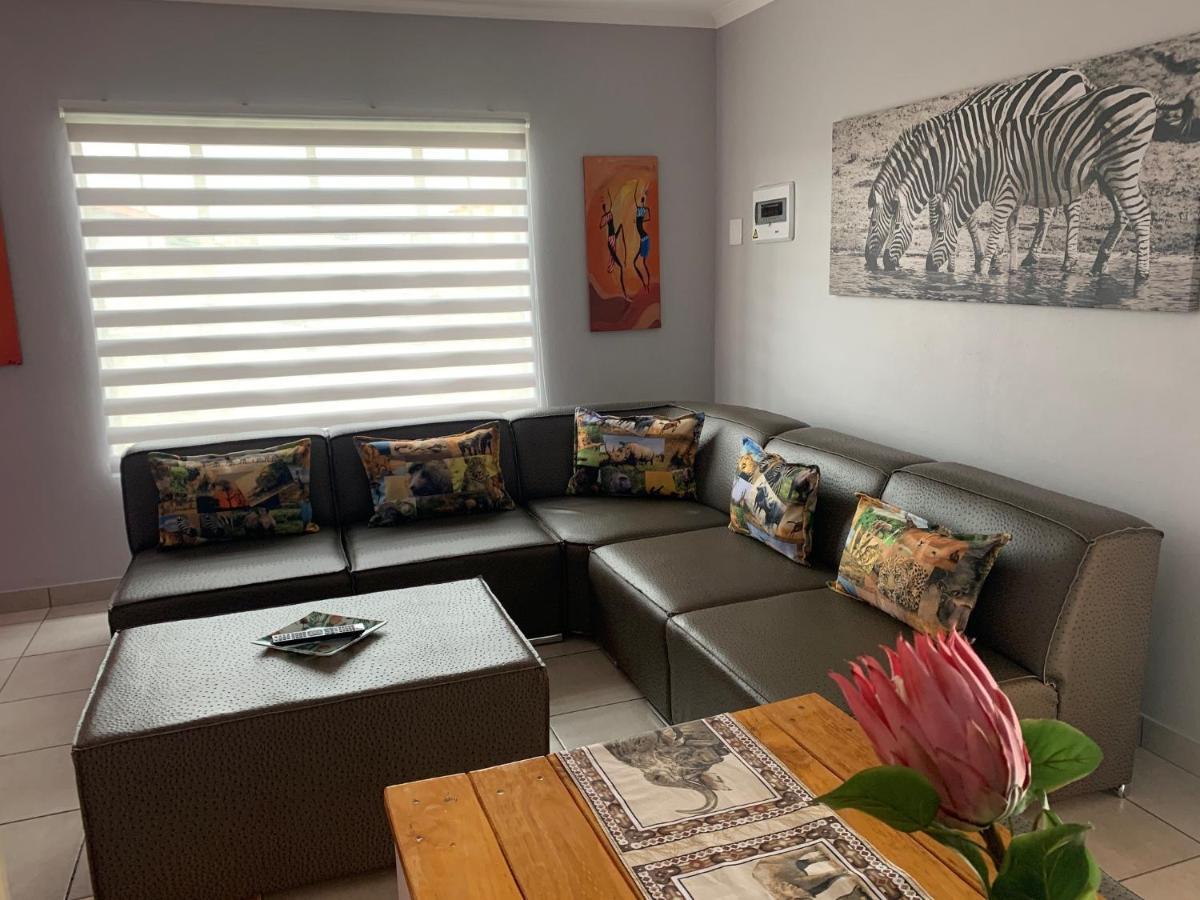 Rhino House With 3 Bedrooms Next To Pilanesberg And Sun City Mogwase Exteriör bild